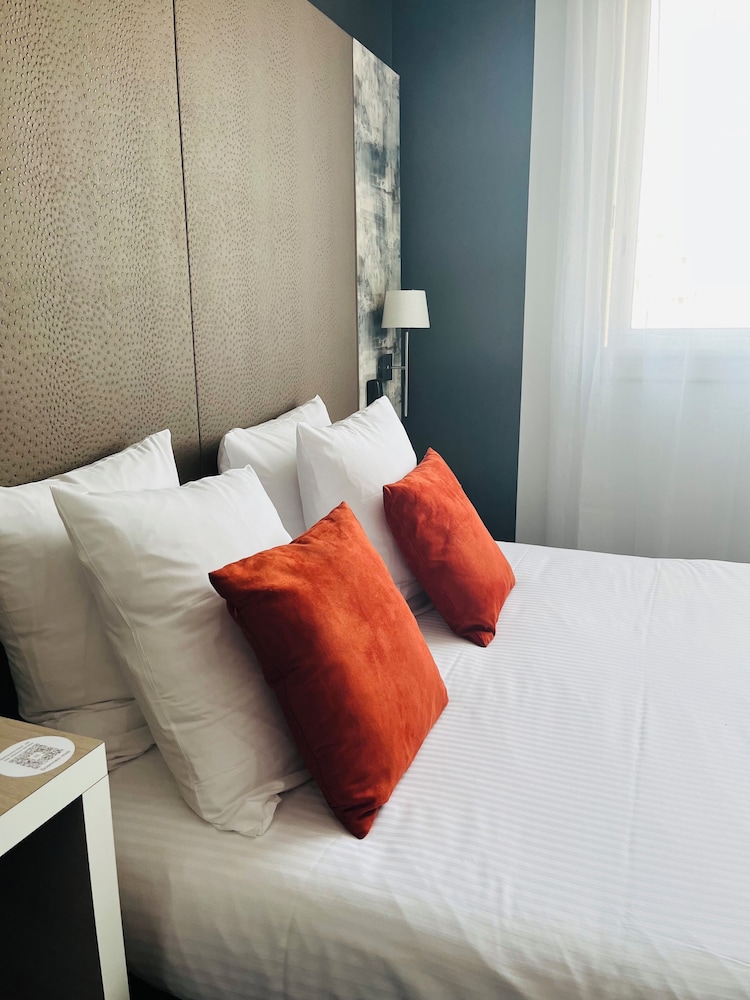 Hotel Le Bristol 33/61