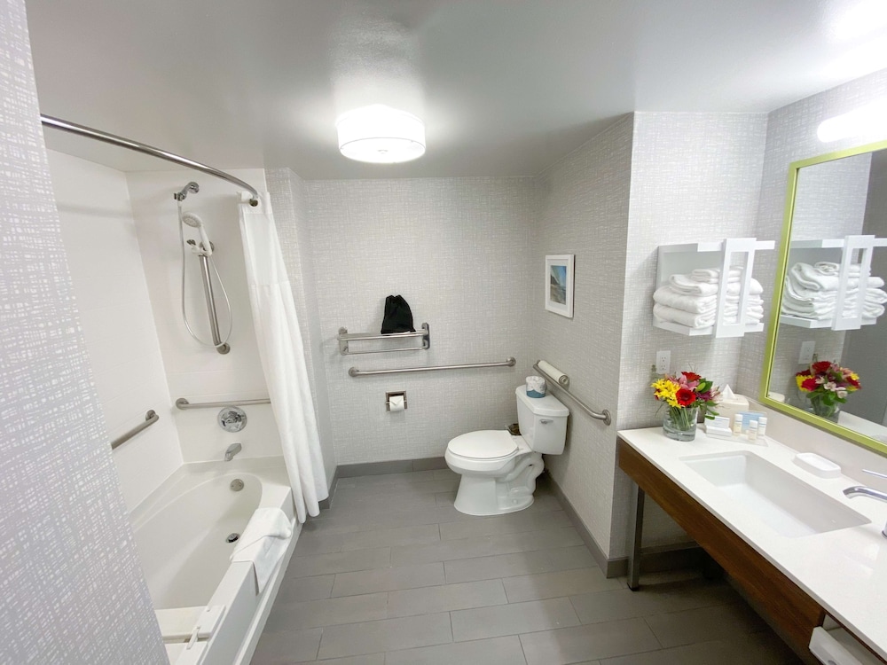 Hampton Inn Carlsbad North San Diego County Ca 9/46
