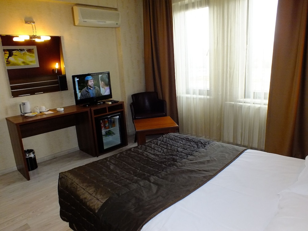 Lifos Hotel 15/48