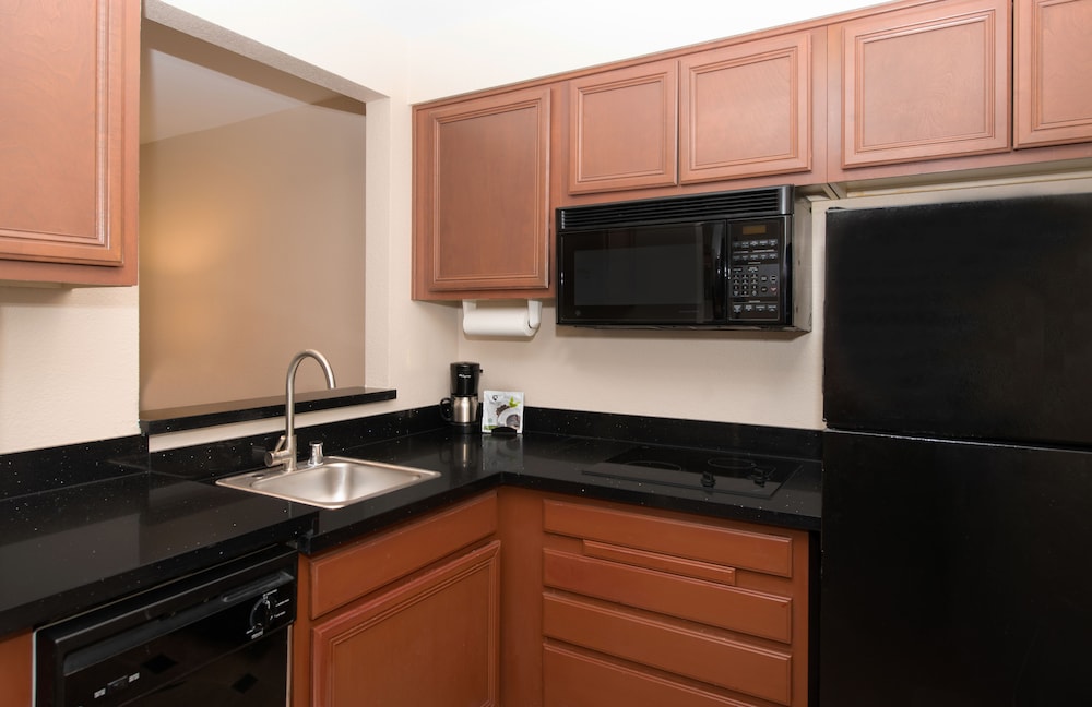 Larkspur Landing Extended Stay Suites South San Francisco 29/57