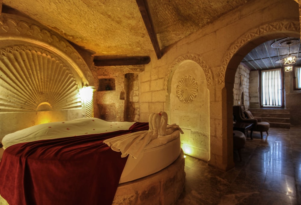 Heaven Cave House 33/64
