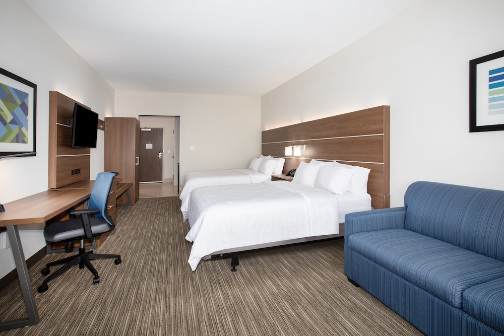 Holiday Inn Express & Suites Goodland I-70 13/45