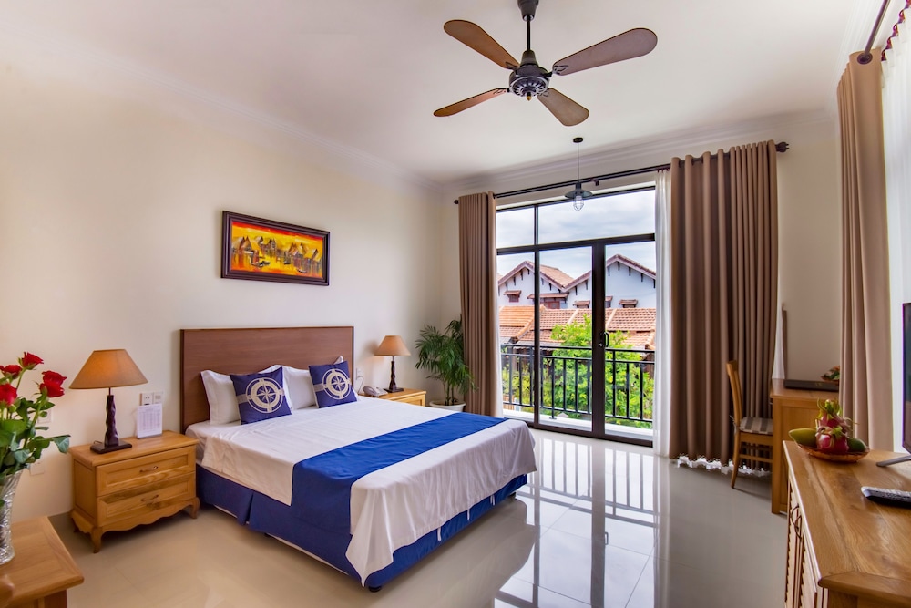 Santa Villa Hoi An 19/72