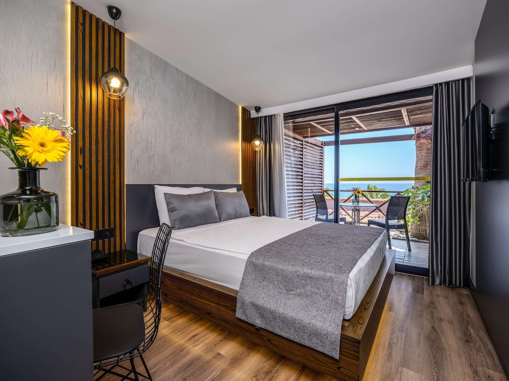 Adora Calma Beach Hotel - Adults Only 17/50