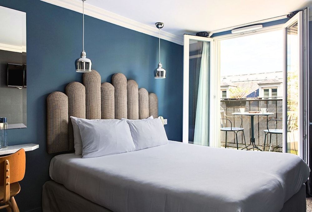 SUPERIOR, DOUBLE BED, BALCONY
