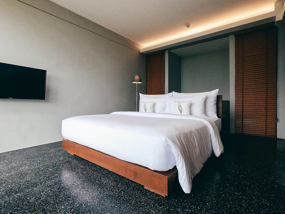 Sky, Panoramic, Suite, King Bed