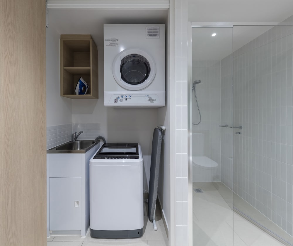 Avani Broadbeach Residences 41/74