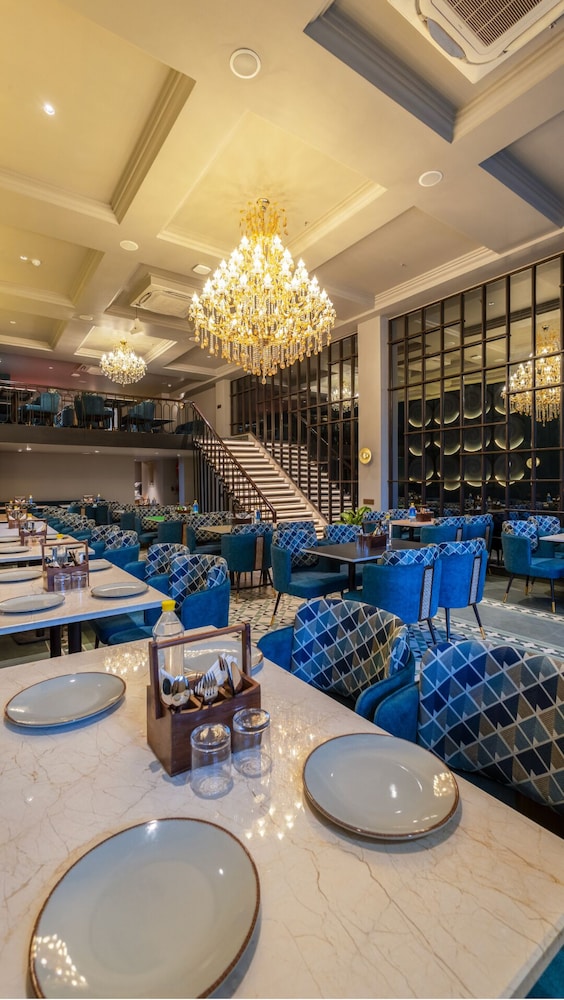Saltstayz Autograph Connaught Place 47/58