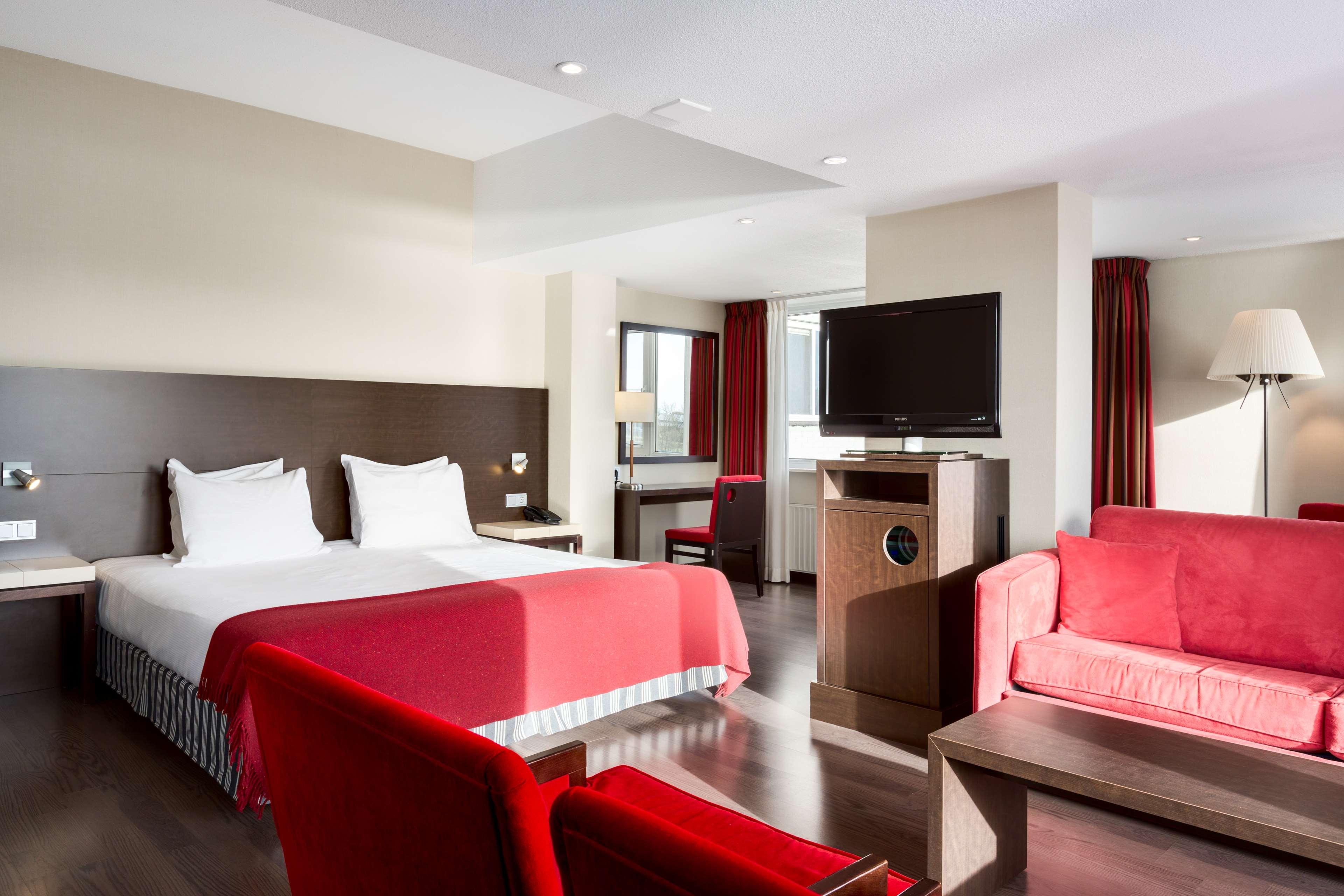 Nh Rijnhotel 16/48