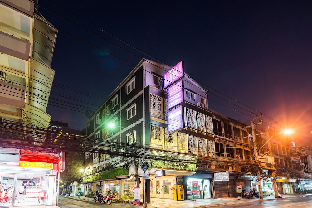 The Corner Ratchada 2/34