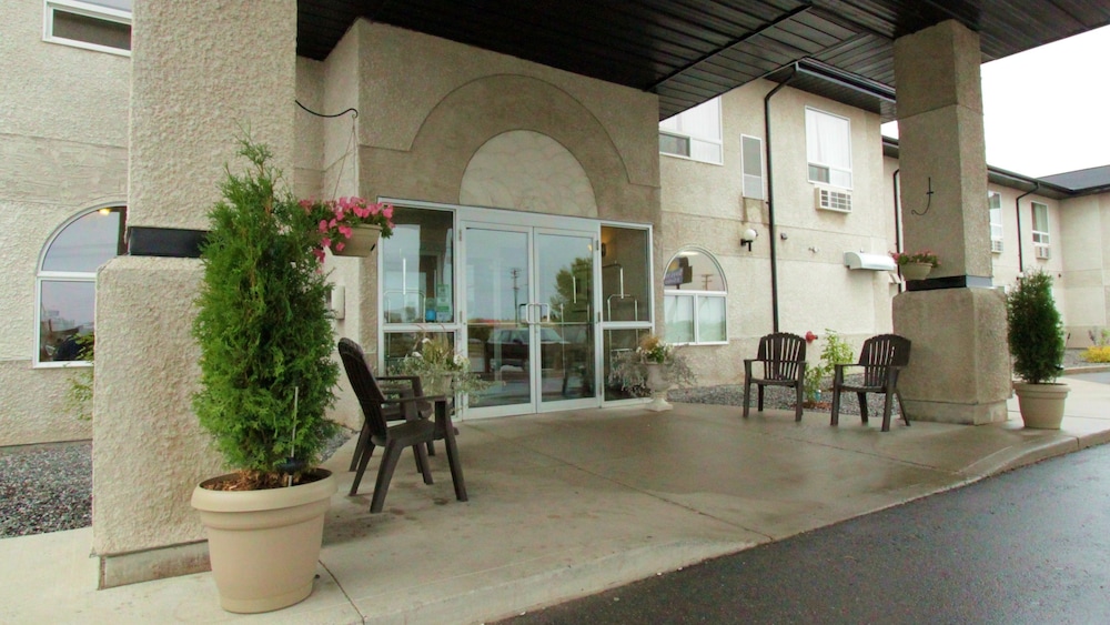 Days Inn & Suites by Wyndham Thompson 6/32