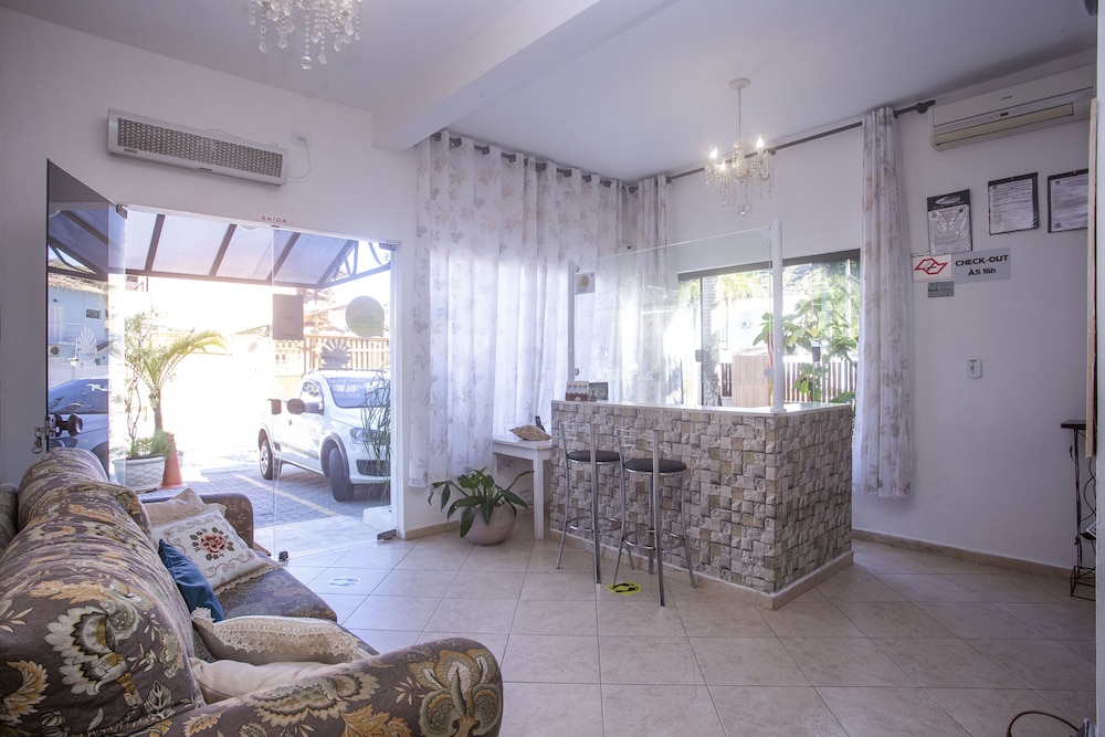 Pousada Castelinho 55/74