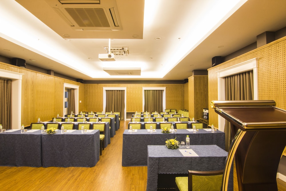 Phoenix Hotel Vung Tau 60/72