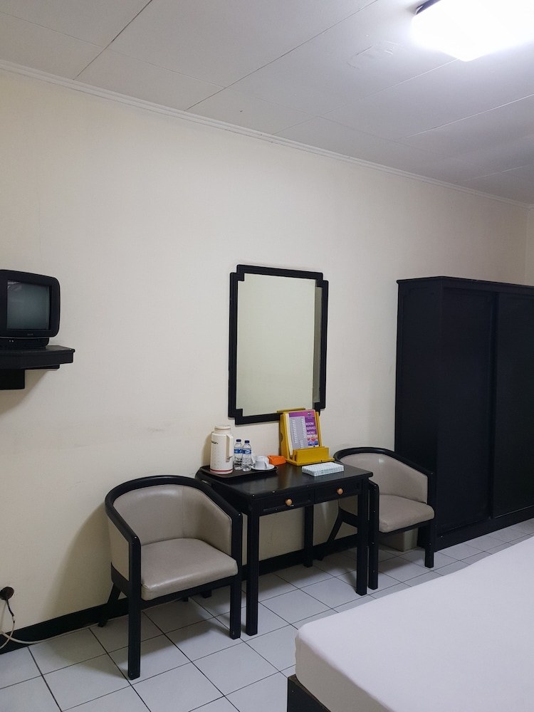 Hotel Cisarua Indah 20/36