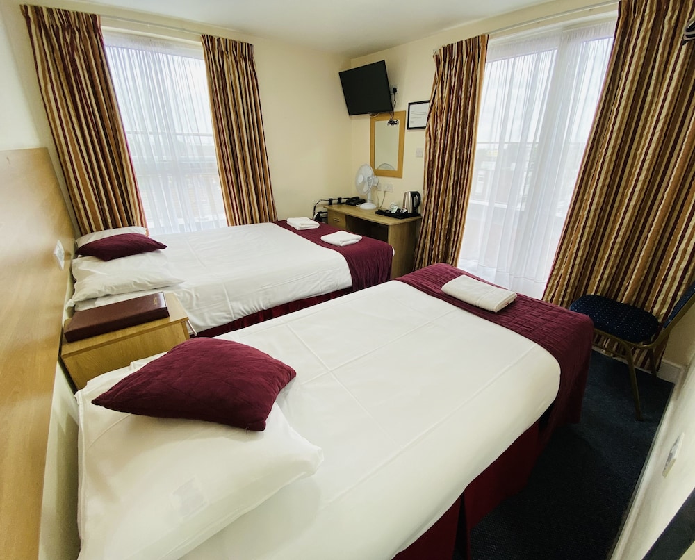 Premierlux Serviced Apartments 36/62