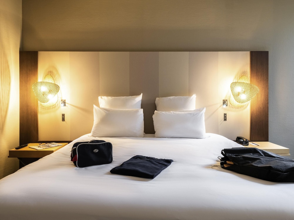 Mercure Grenoble Meylan 13/46