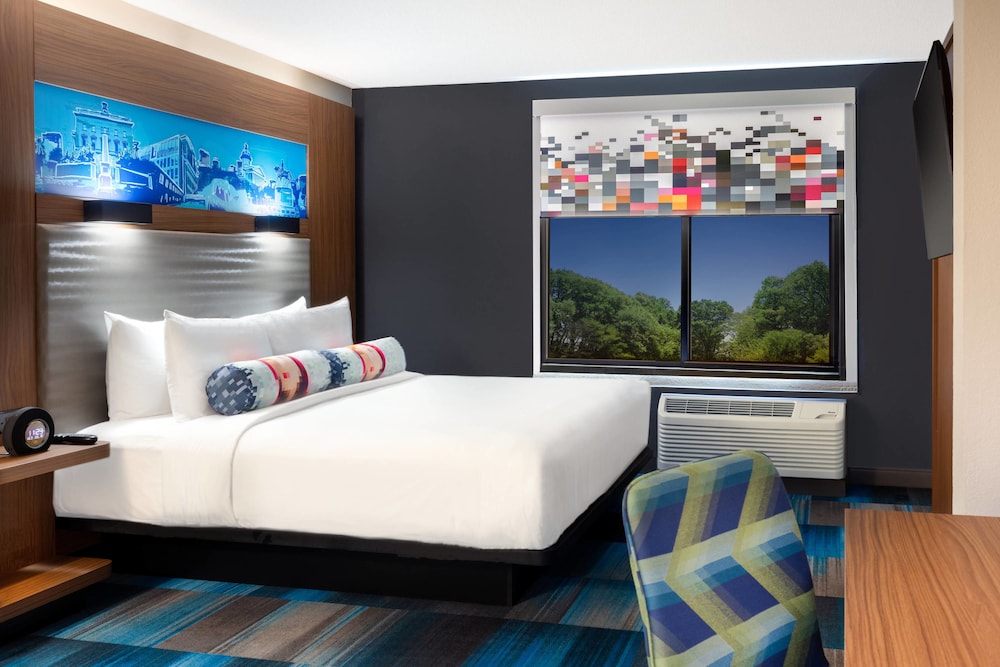 Aloft Columbia Harbison (Ex Wingate by Wyndham) 5/50