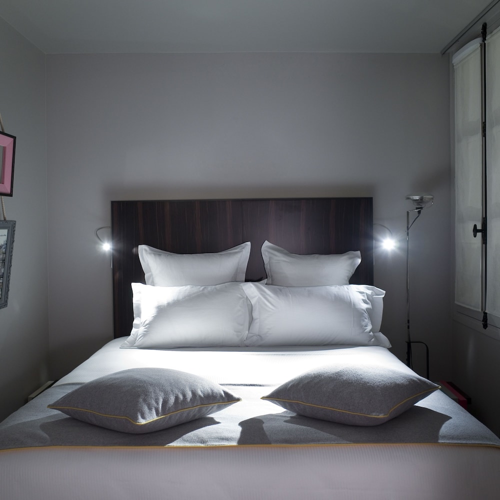 CLASSIC, DOUBLE BED