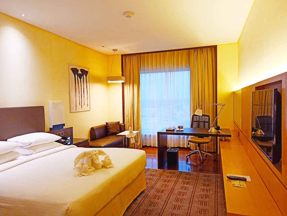 Courtyard Bilaspur 12/49