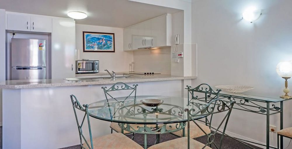 Burleigh On the Beach Apartments 36/62