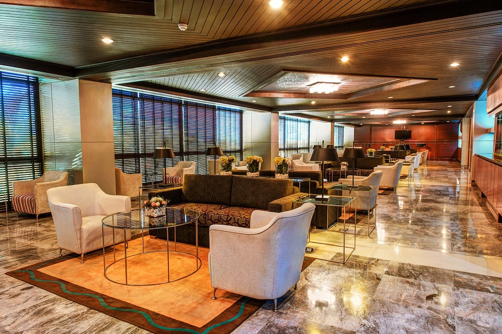 AMBASSADOR CITY JOMTIEN - OCEAN WING 24/50