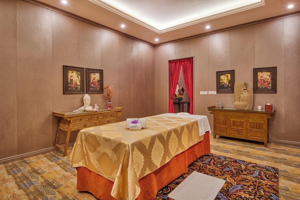MAYFAIR Lake Resort, Atal Nagar, Raipur 22/50