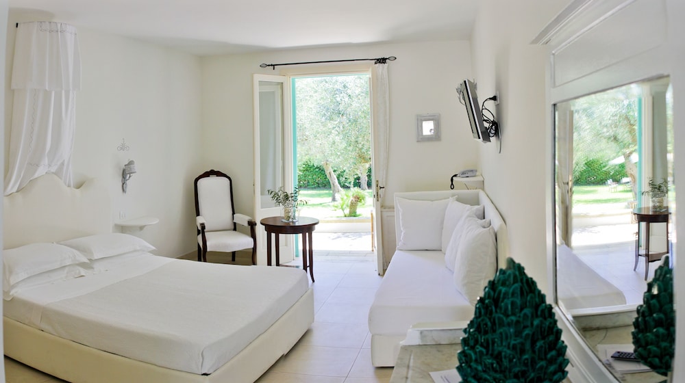 Tenuta Centoporte - Resort Hotel 25/79