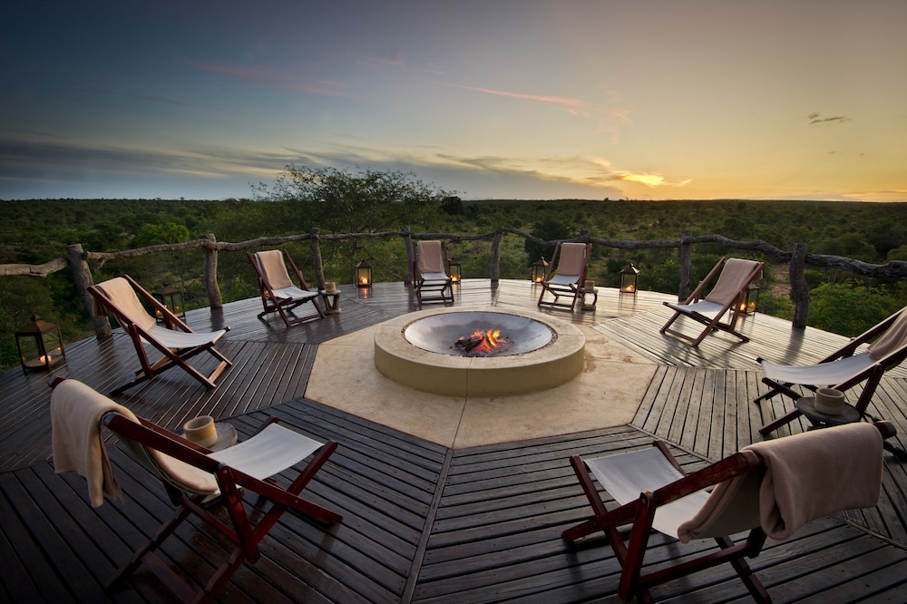 Makumu Private Game Lodge 32/50