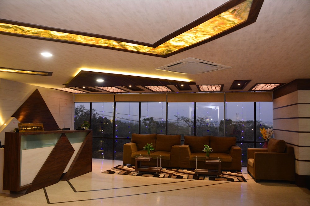 The Suncity 22/31