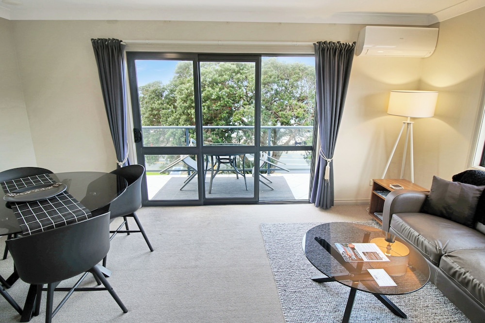 Whangaparaoa Lodge Motel 37/70