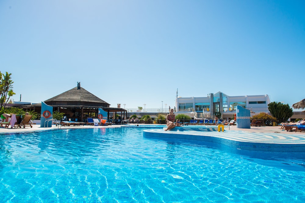 Hotel HL Club Playa Blanca 1/24