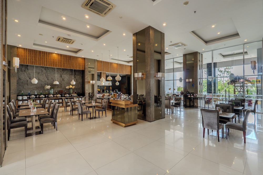 Grand Serela Yogyakarta 45/65