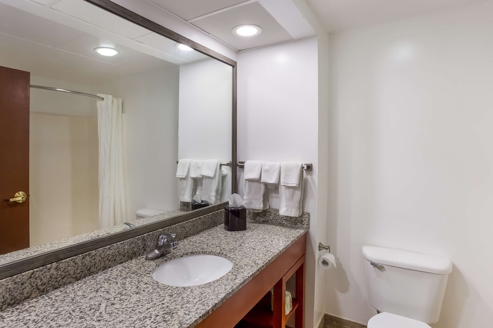 Best Western Logan Inn 16/31