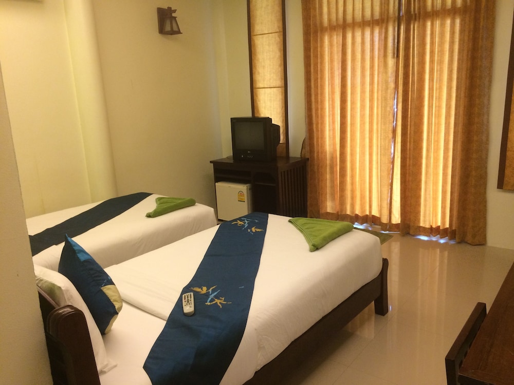 THARATHIP RESORT 37/68