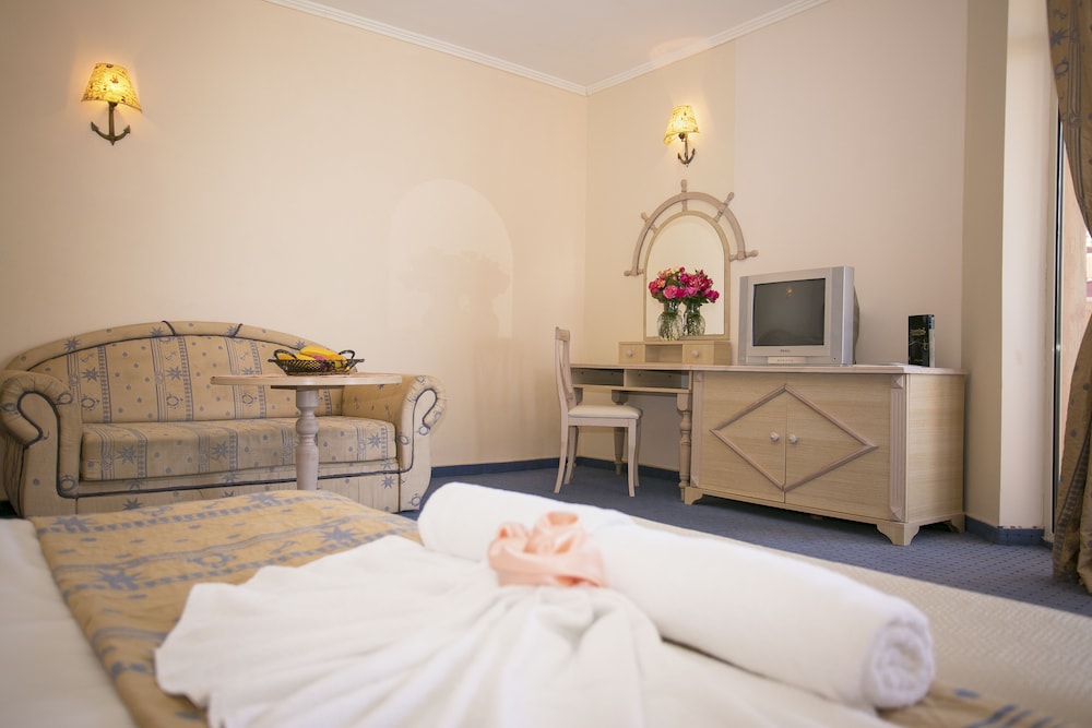 Royal Park Hotel - All Inclusive 9/50