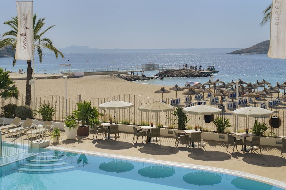 Innside by Melia Wave Calvia 7/76