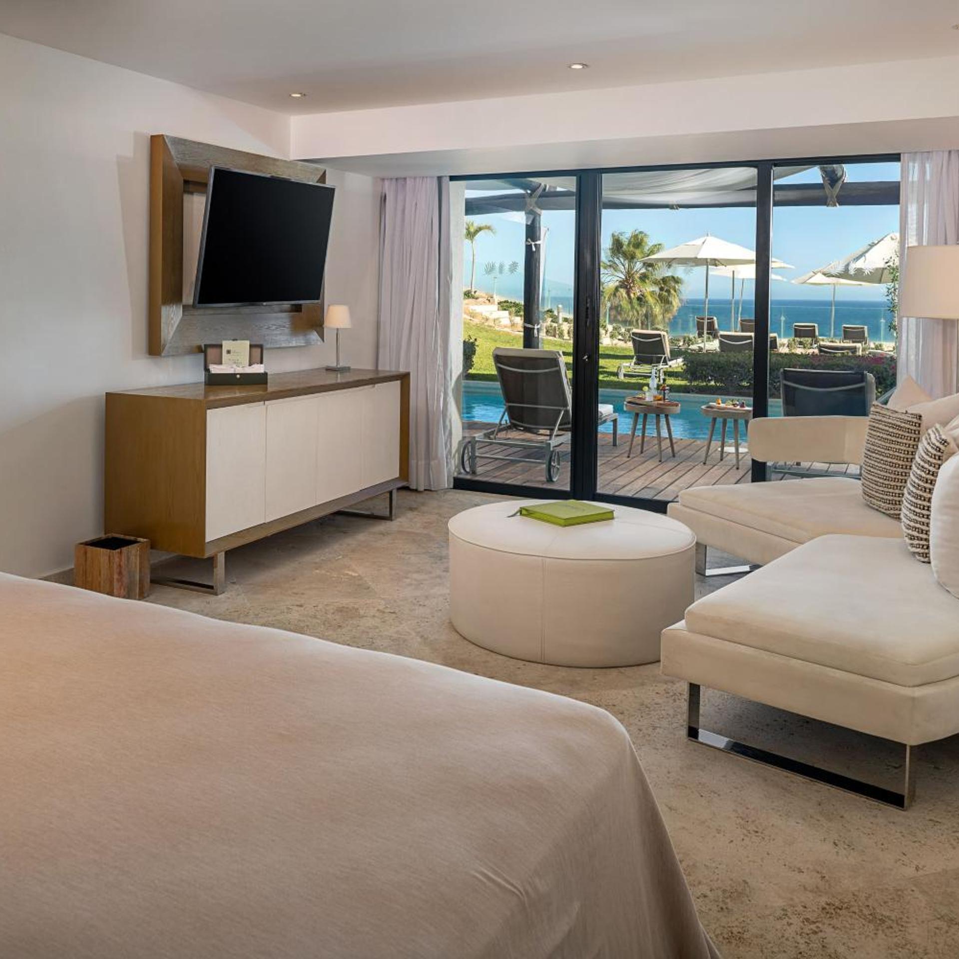 Reserve, Swim Up, Master, Suite, King Bed, Ocean Front