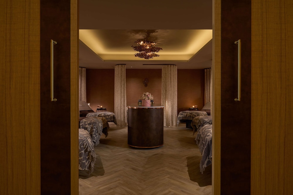Dromoland Castle Hotel 20/50