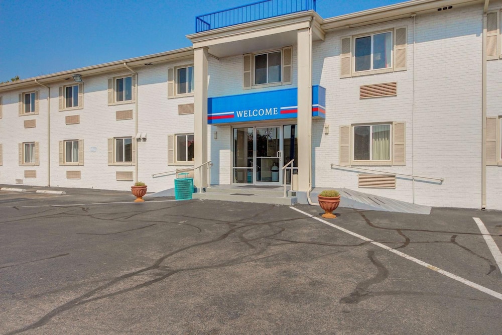 Motel6 Wichita, Kansas 45/57