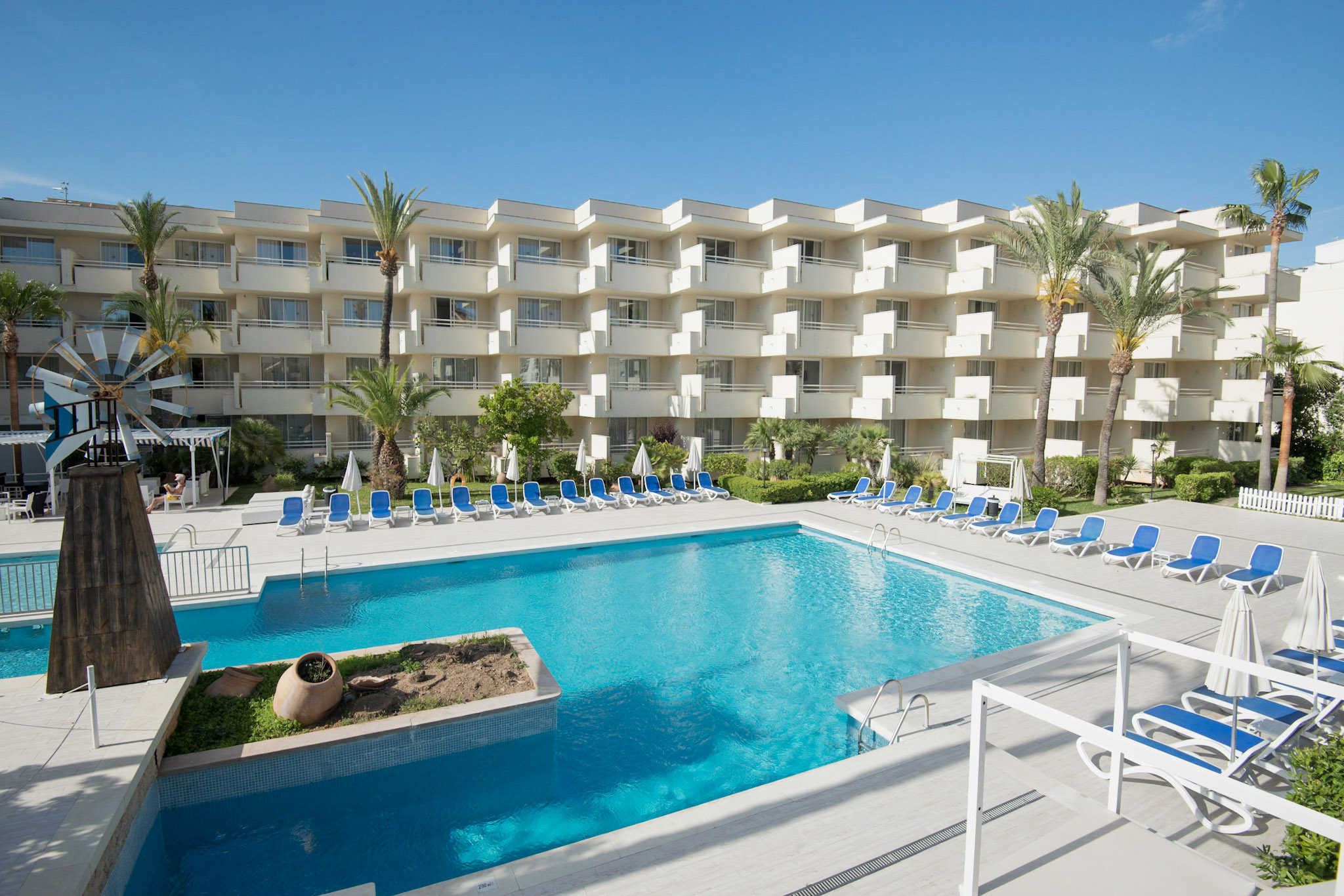 Globales Cala Bona Suites 4/56