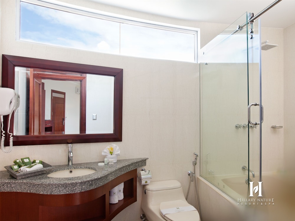 Hillary Nature Resort Spa 48/50