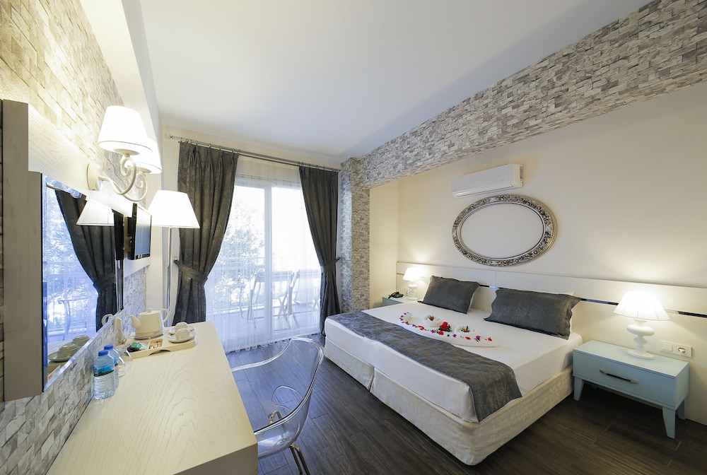 Morina Deluxe Hotel 20/50