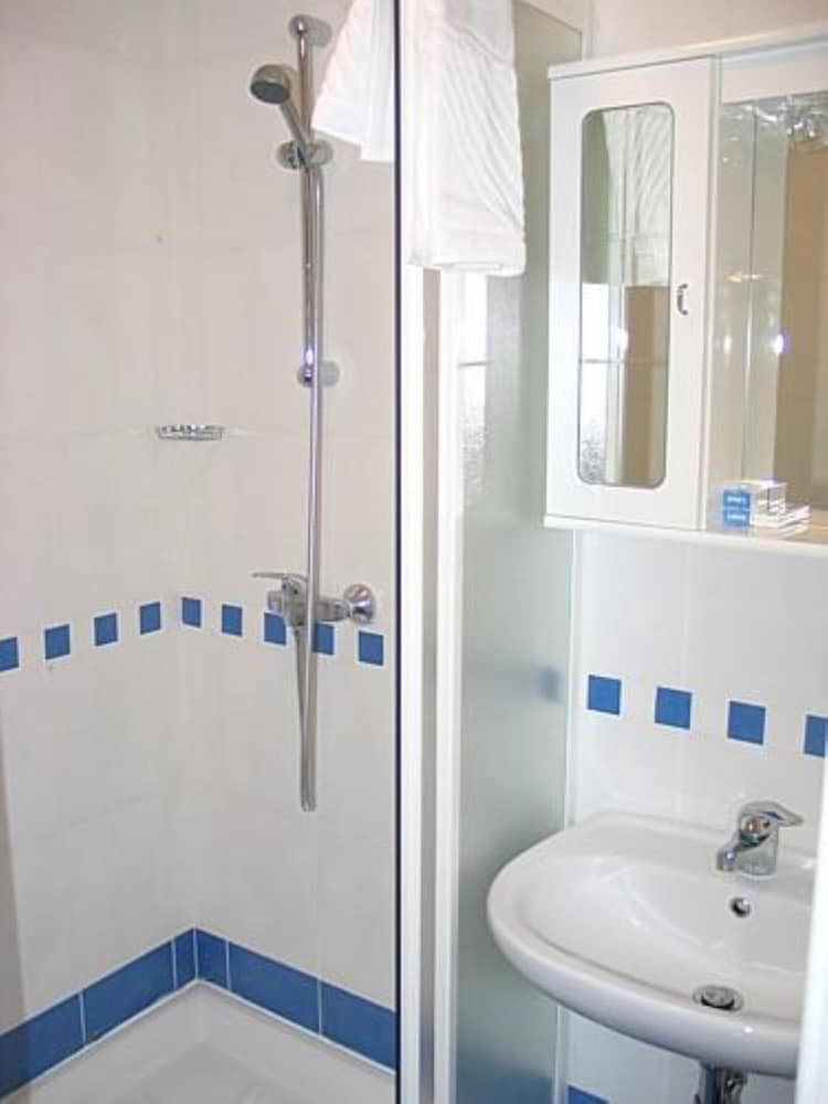 Hotel Glavovic 20/53