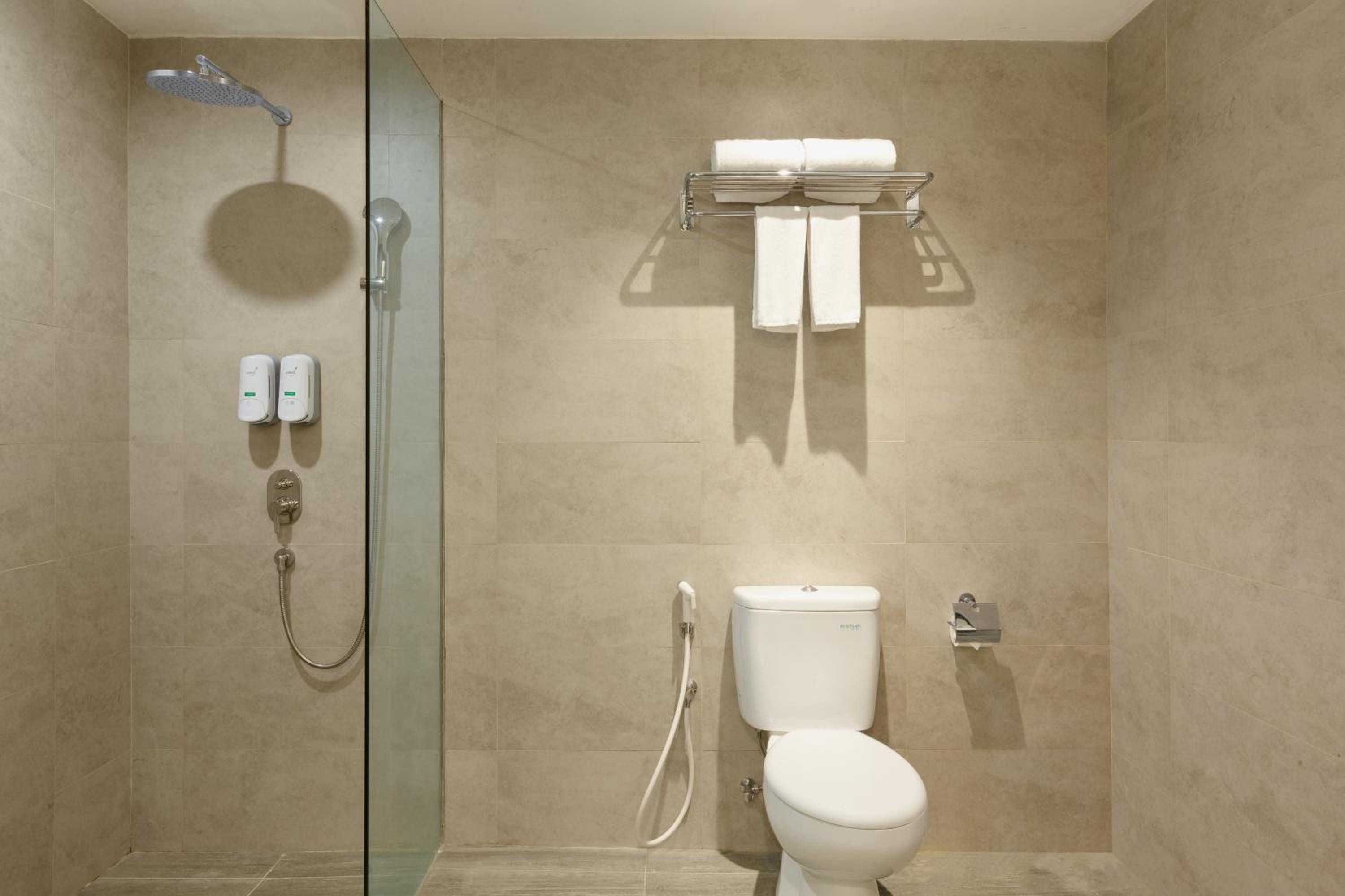 ELSOTEL Purwokerto 33/37