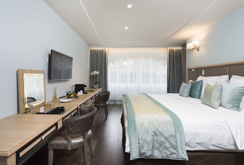 Hotel Bristol Geneva 9/50