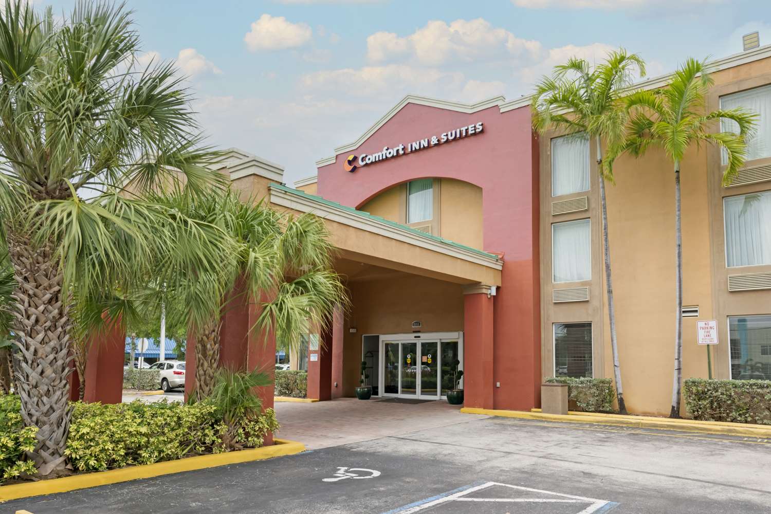 Comfort Inn & Suites Fort Lauderdale West Turnpike 32/32