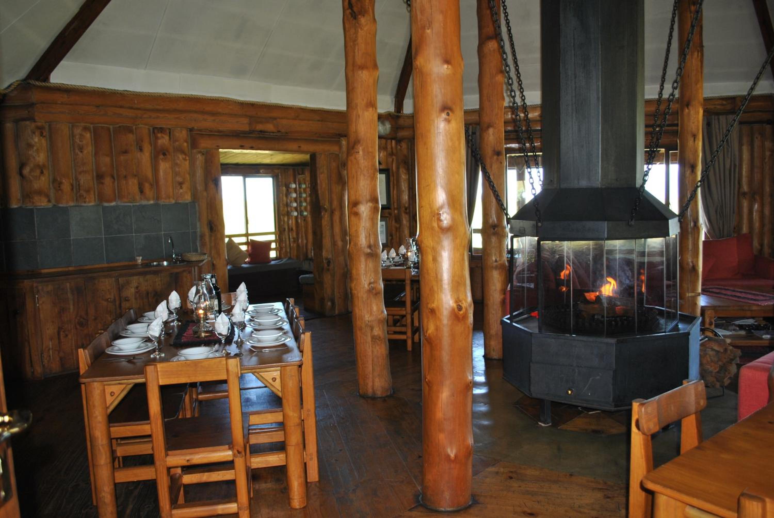Greenfire Drakensberg Lodge 22/48