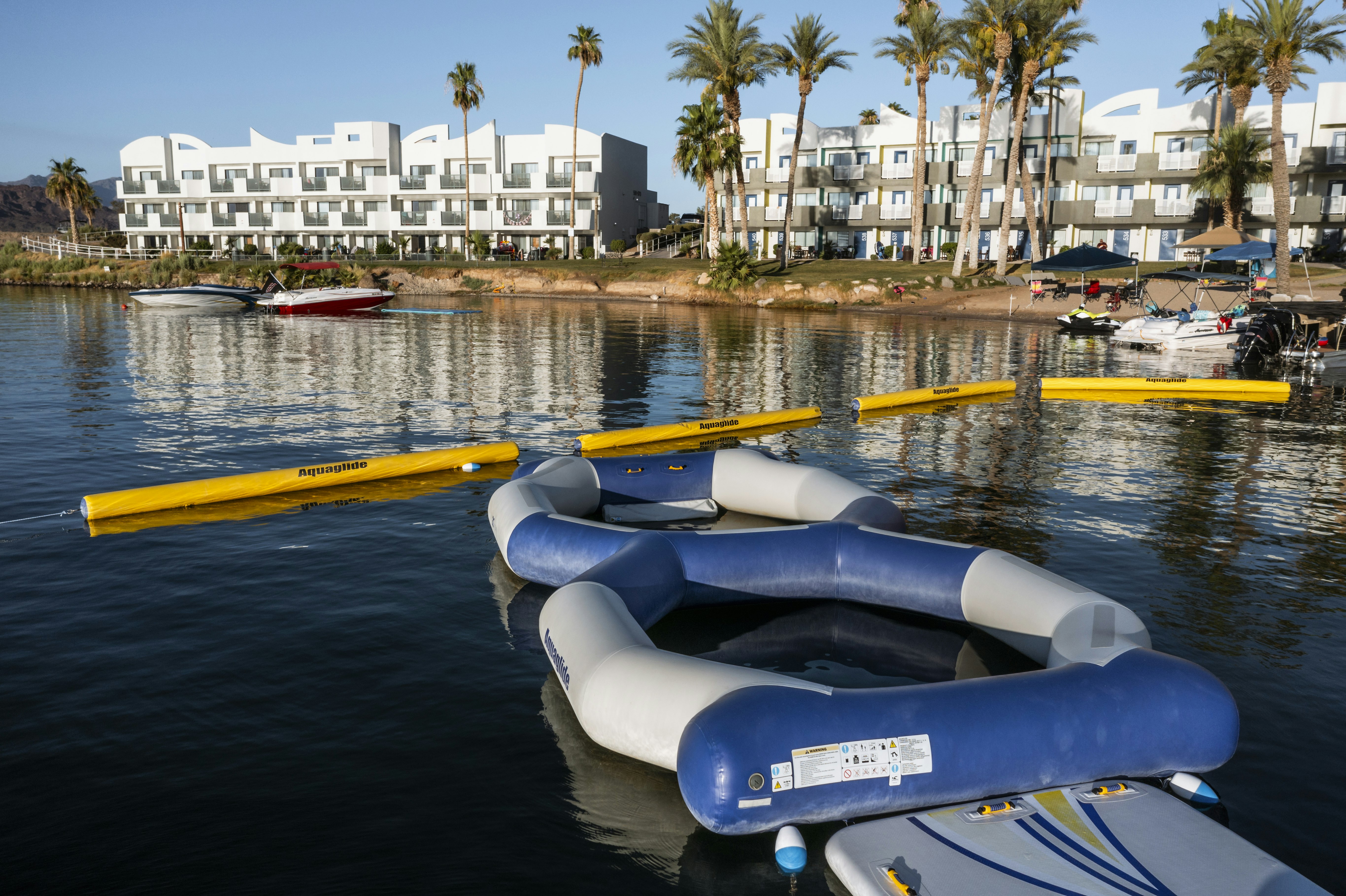 The Nautical Beachfront Resort 46/70