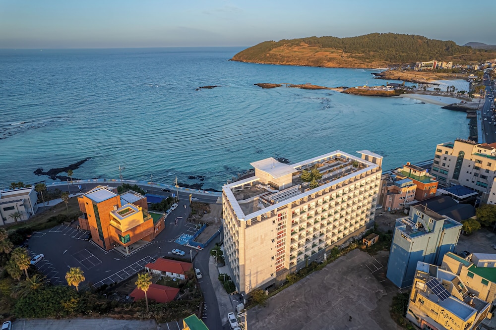 Hamdeok Beach Stay Jeju 45/56