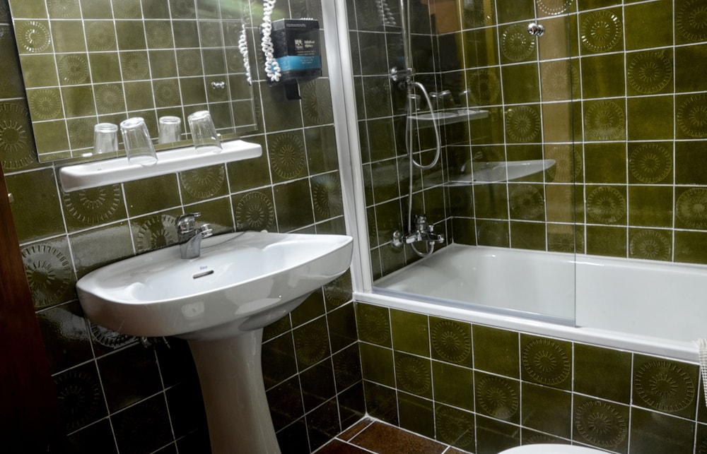 Hotel El Coloso 33/36